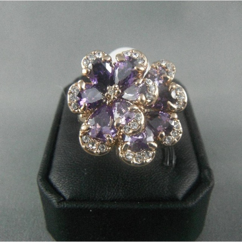 Elegant Purple Floral Ring